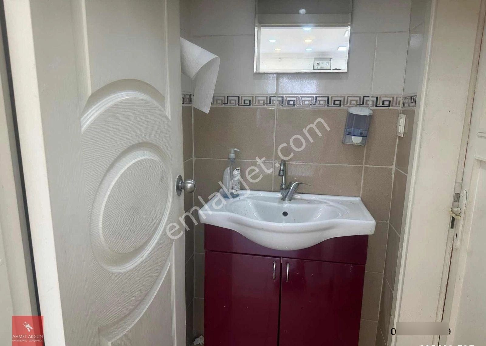 E-5 Yanyolda S.ocağı Karşı 280m2 Metrobüse Yakın Fırsat Dükkan - Görsel 2