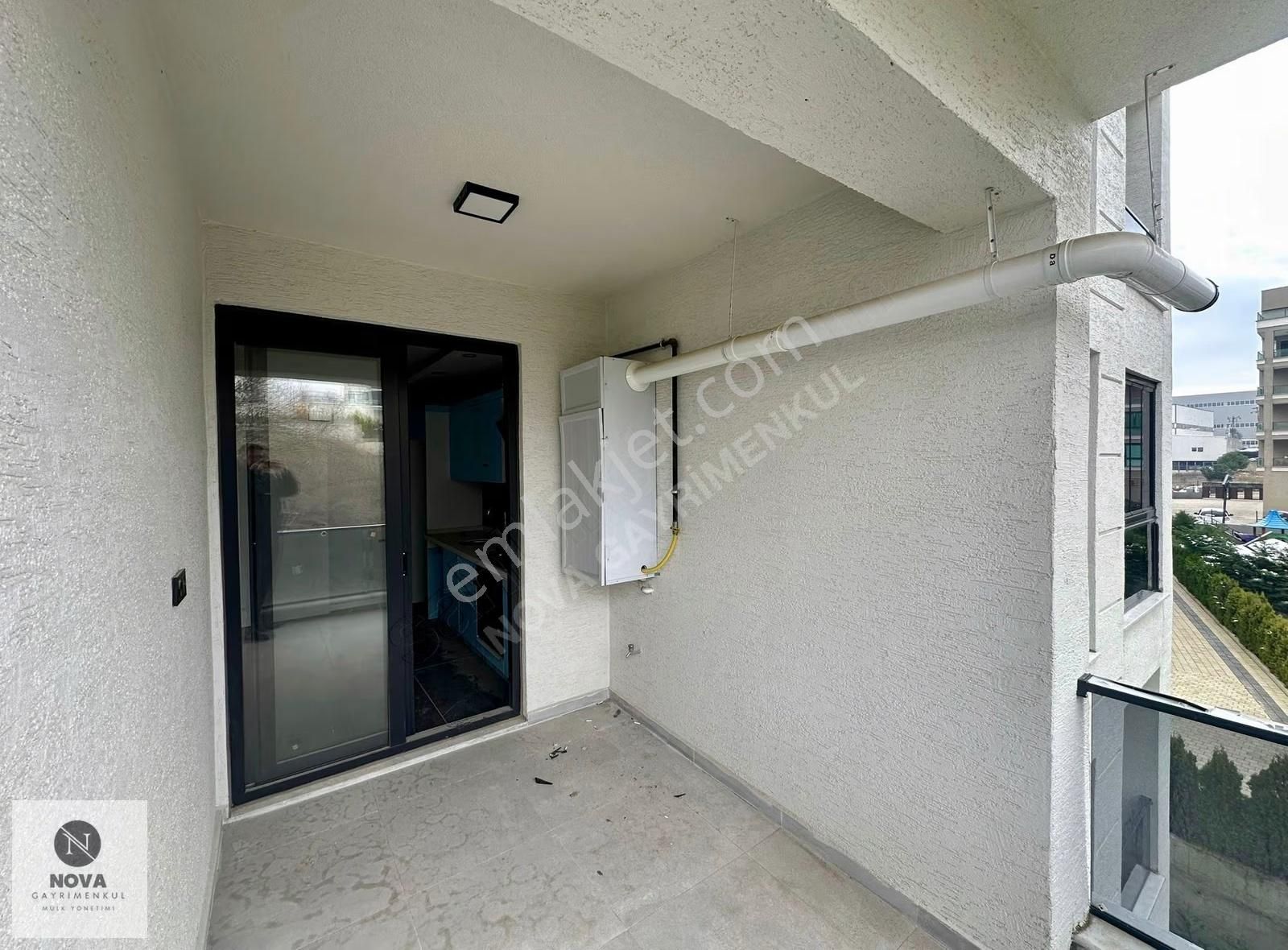 Nova'dan Kayapa'da Sıfır Havuzlu Sitede 2+1 Arakat Satılık Daire - Görsel 9