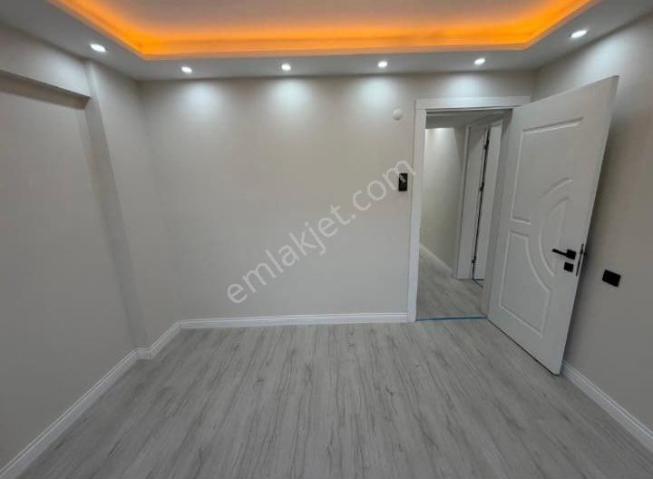 Aydoğdu Mahallesinde Dükkan Üstü 1. Satılık Daire Masrafsız Yatırıma Uygun - Görsel 8
