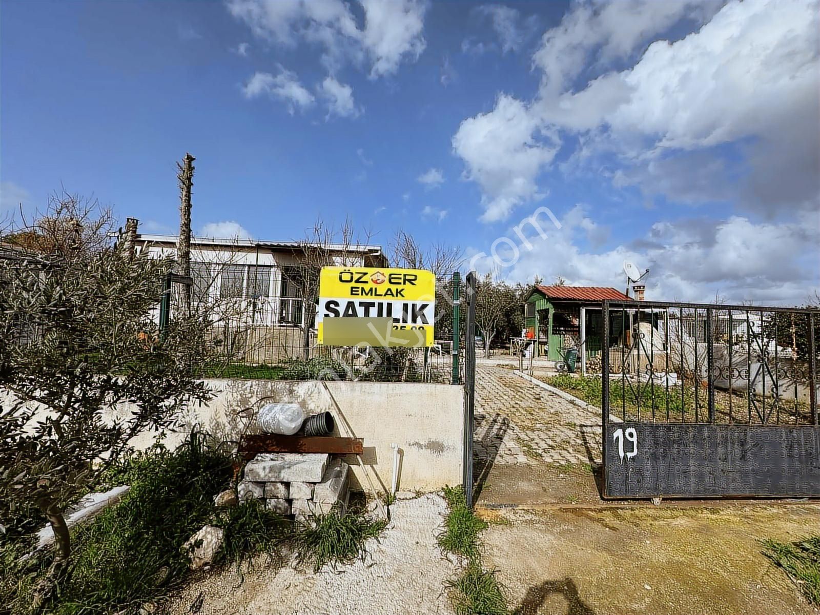 Öz-er Gayrimenkkul'den Satılık 500 M² Bahçe İçerisinde 2+1 Ev - Görsel 18