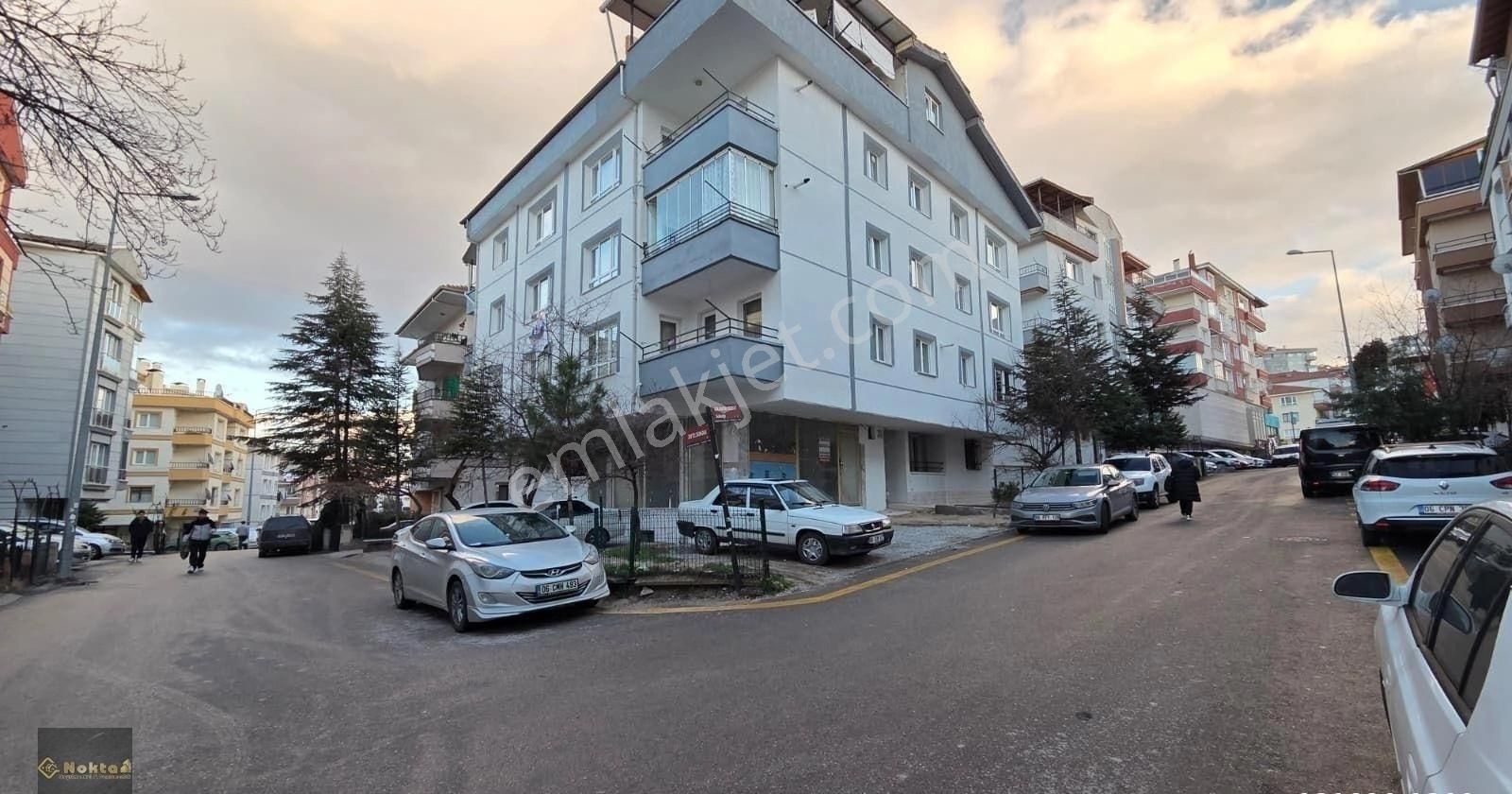 Etimesgut 30 Ağustos Mahallesi 3+1//120m2 Arakat Daire