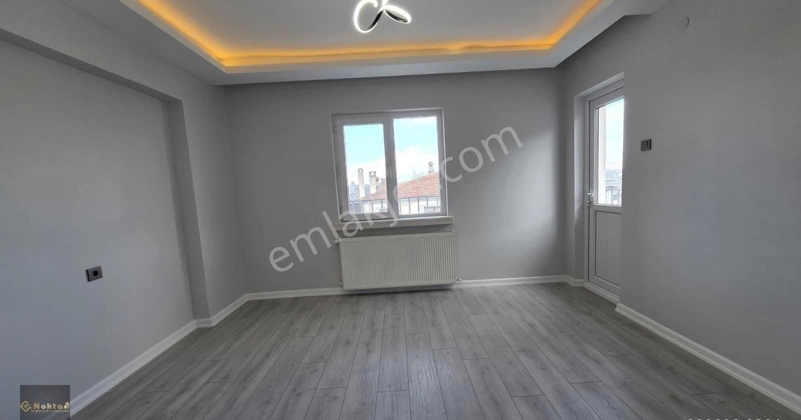 Etimesgut Elvan Mahallesinde 3+1//120m2 Komple Yenilenmiş - Görsel 23