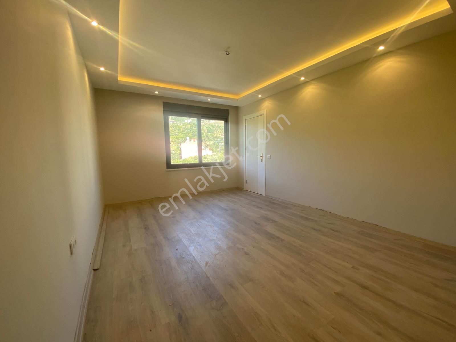 Alanya Oba Mahallesinde Kiralık Sıfır 3+1 180 M2 Dairemiz - Görsel 10