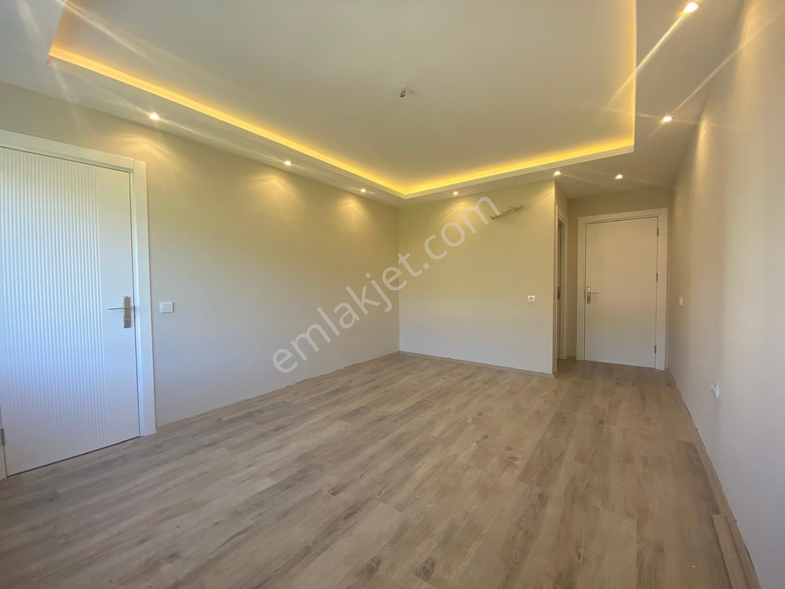 Alanya Oba Mahallesinde Kiralık Sıfır 3+1 180 M2 Dairemiz - Görsel 16