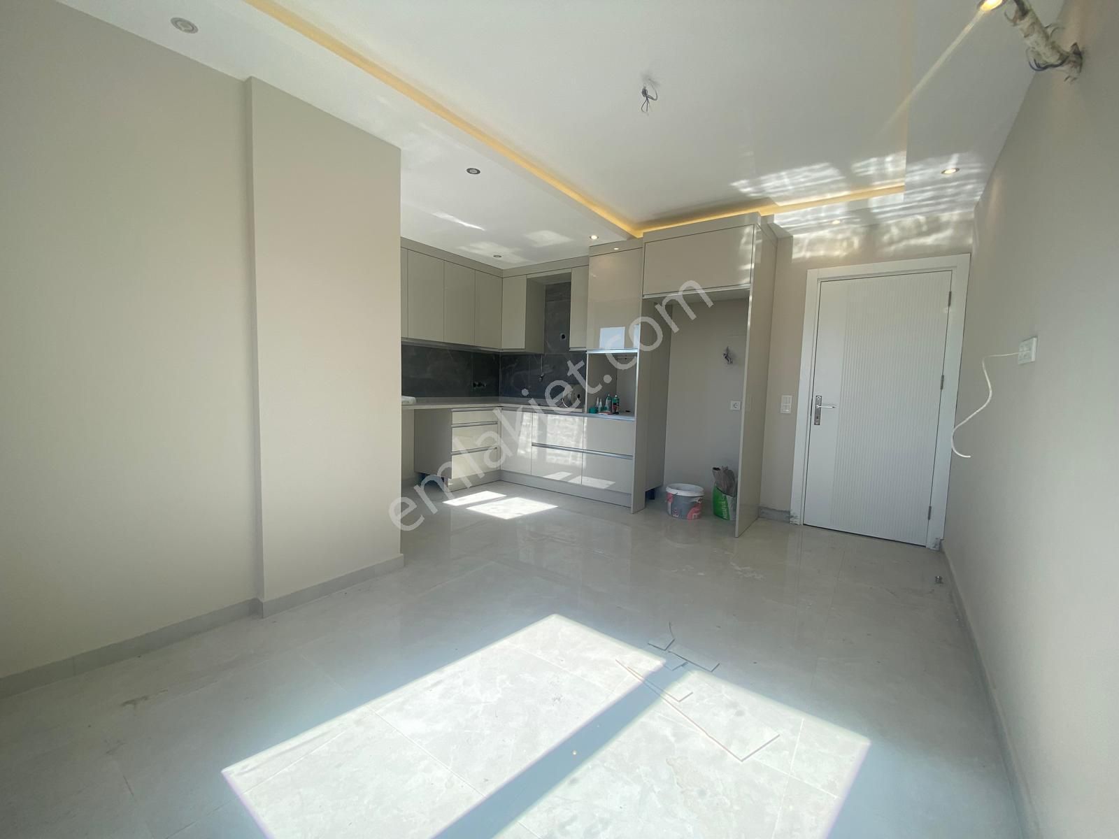 Alanya Oba Mahallesinde Kiralık Sıfır 3+1 180 M2 Dairemiz - Görsel 12