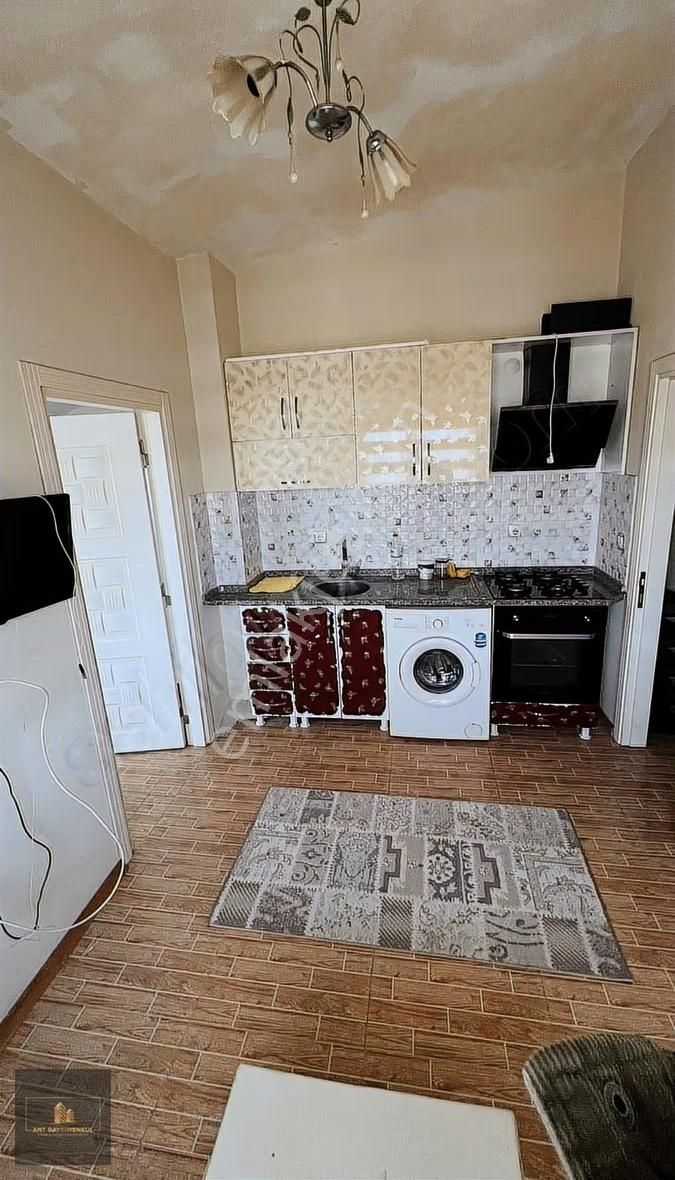 Kültür Kafeler Caddesi Üzeri Eşyalı Çatı Katı - Görsel 17