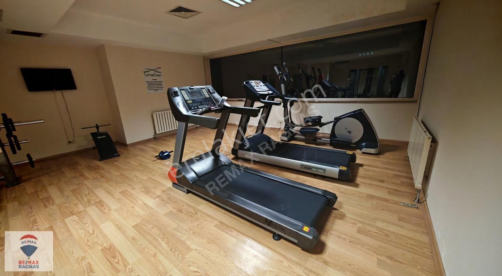 Taşdelen Corner Town Sitesinde Kiralık 1+1 Daire - Görsel 3