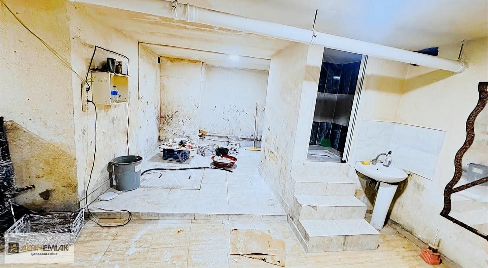 Esenyurt Kıraç Meydana Yürüme 340 M² 2 Katlı Satılık İş Yeri - Görsel 7