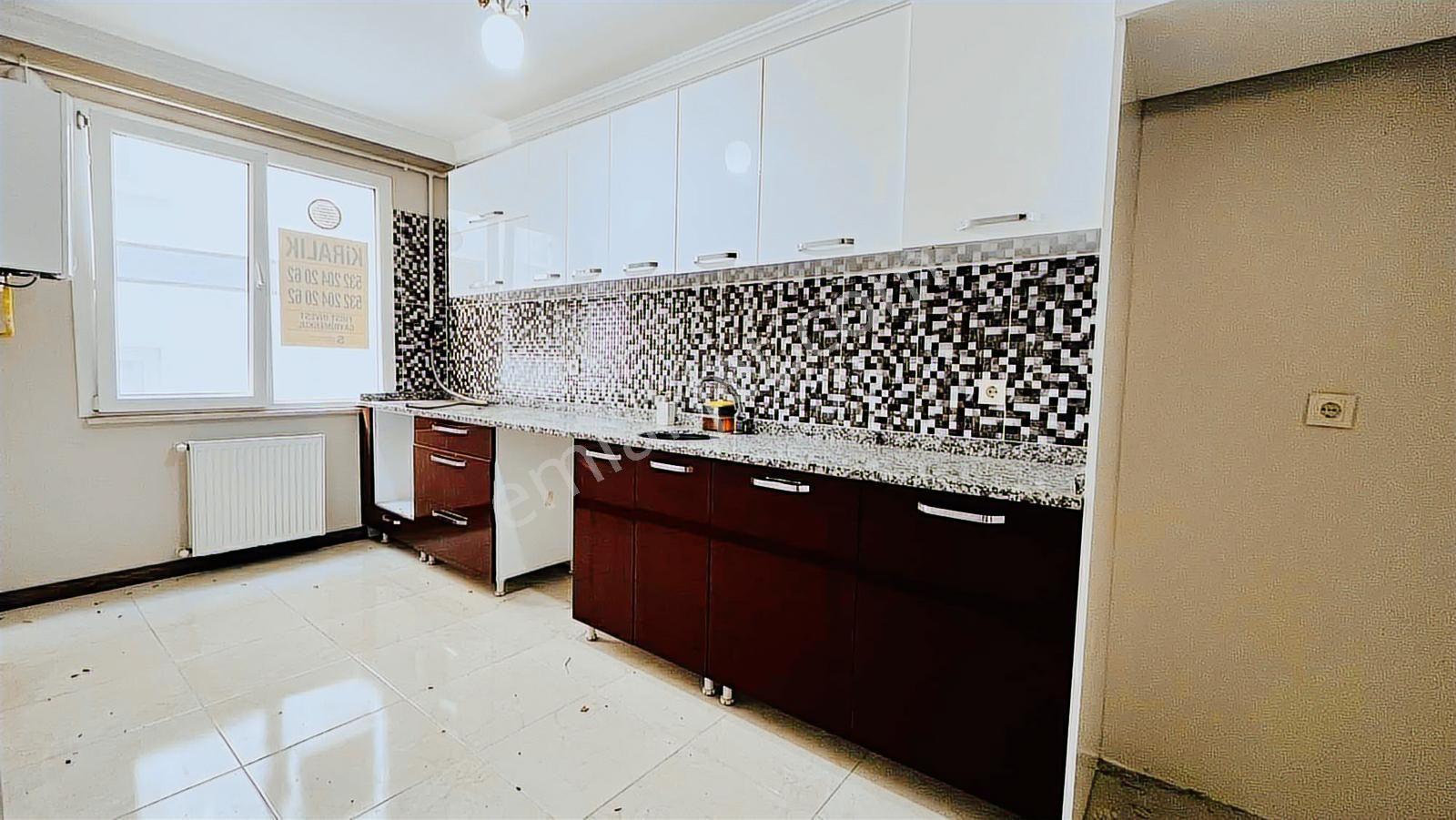 B.çekmece Ekinoba'da E-5e Yakın Satılık 2+1 Site İçi Ferah Daire - Görsel 4