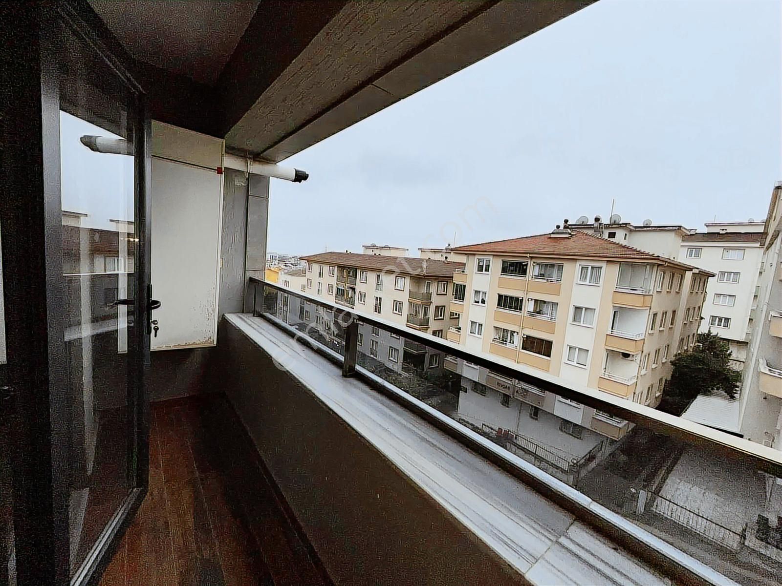 Cevizlik Caddesinde 2+1 Eşyalı Kiralık Daire - Görsel 5