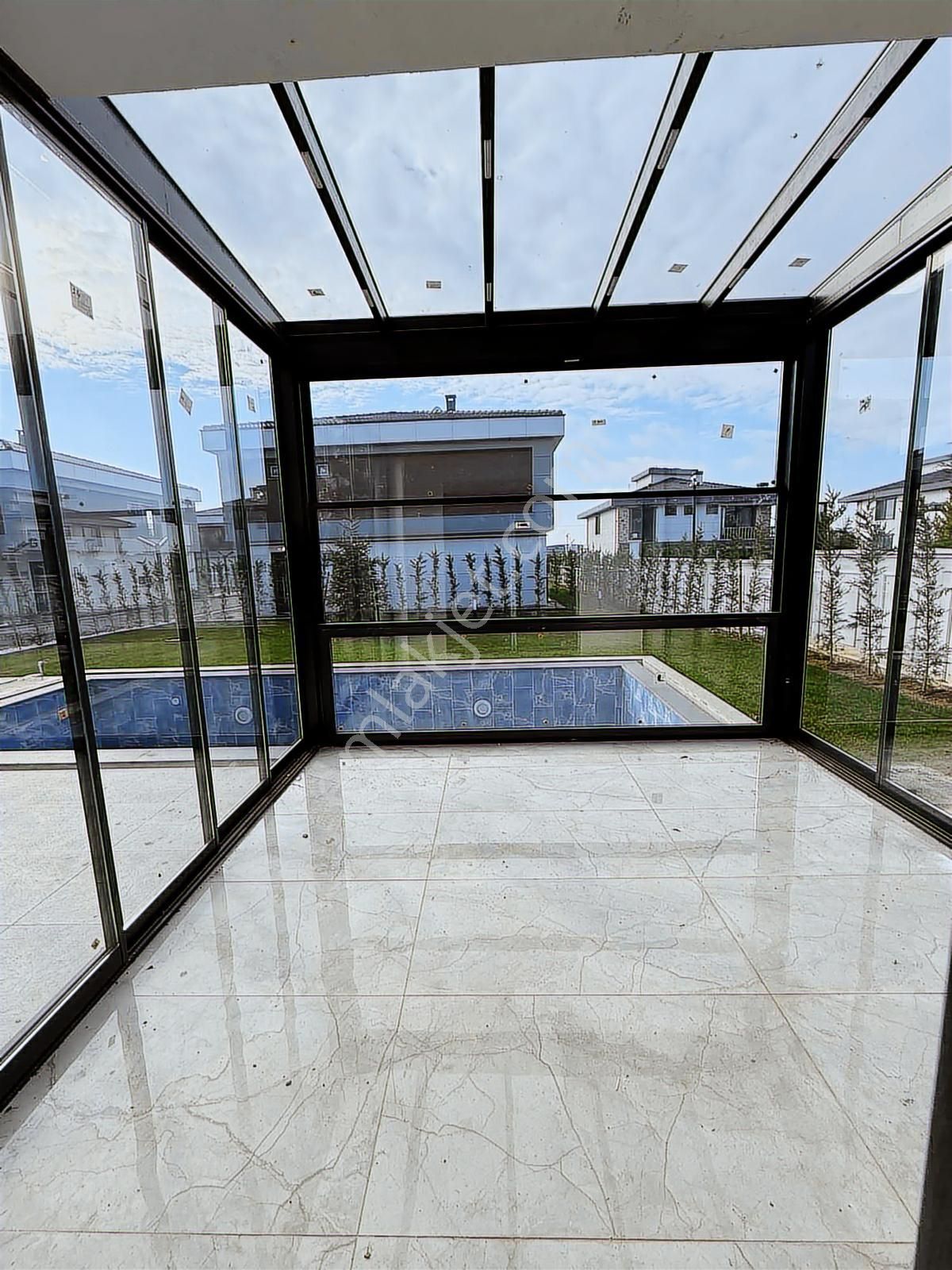 Akkaya İnşaattan Önerlerde Müstakil Havuzlu Lüks 4+1ve 5+1 Villa - Görsel 29