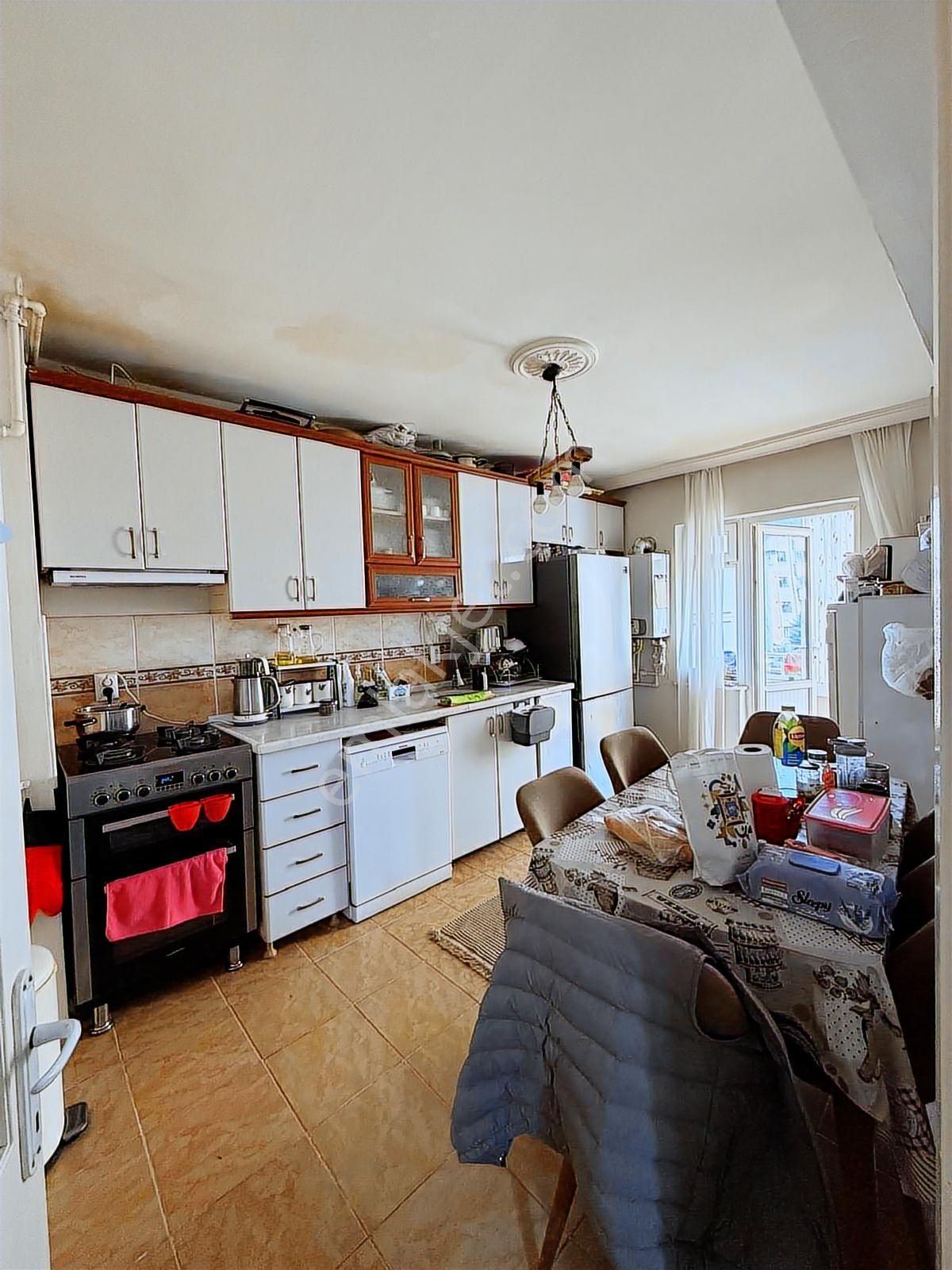 Ata Mahallesi Ata Park Sitesinde Ara Katta Satılık 3+1 Daire - Görsel 13