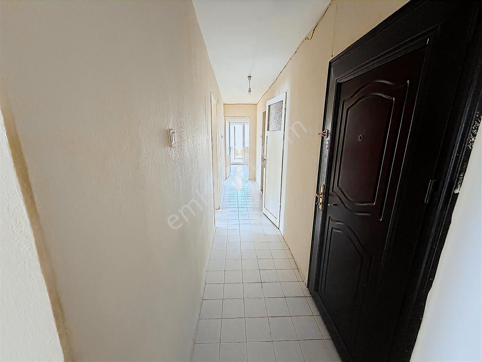 Bornova Ergene Mahallesi'nde Kiralık 3+1 Daire - Görsel 7