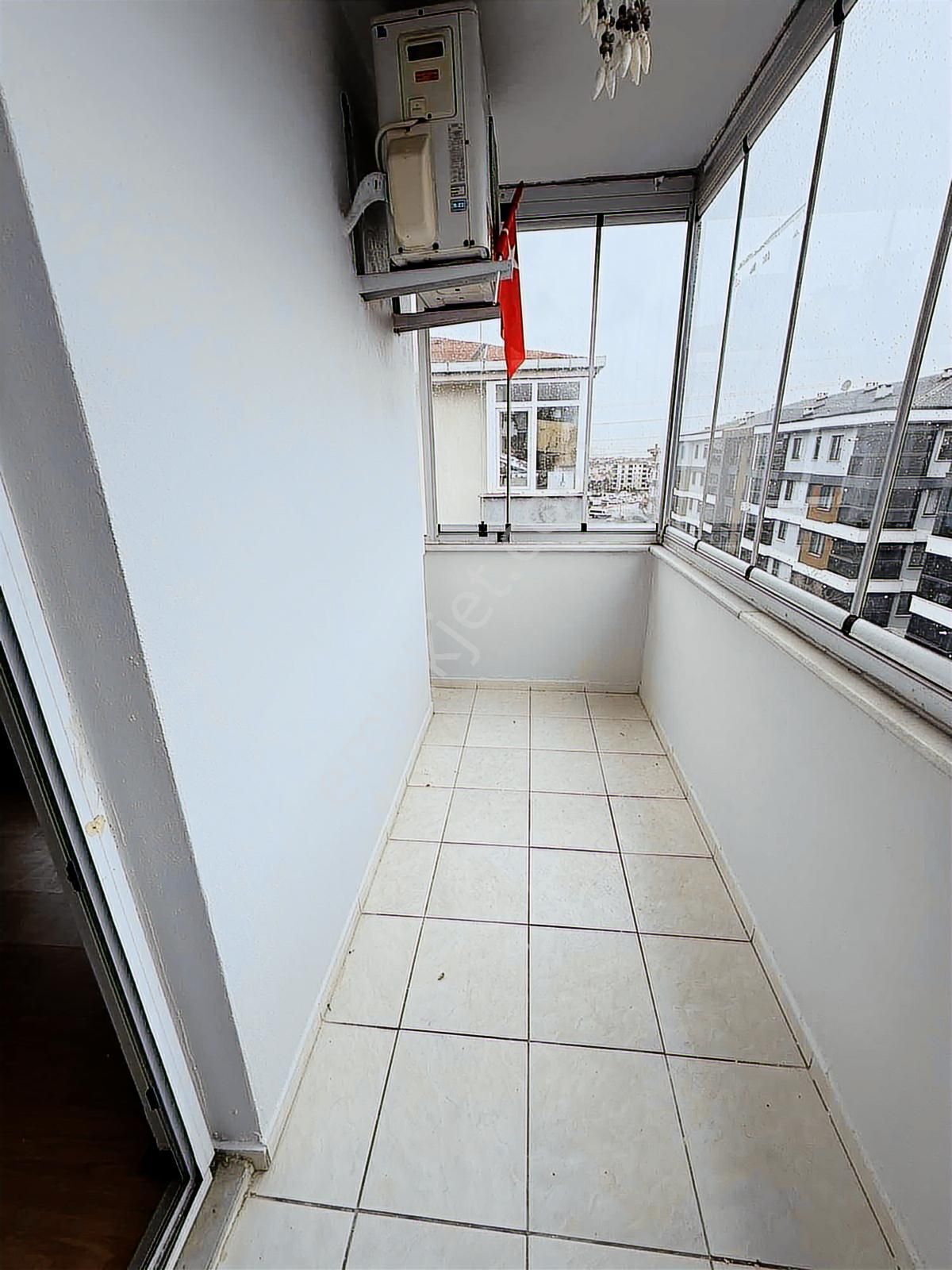 Akkaya İnşatan 3+1-e.banyolu-otopark Güvenlik Emsalerimden Uygun - Görsel 15