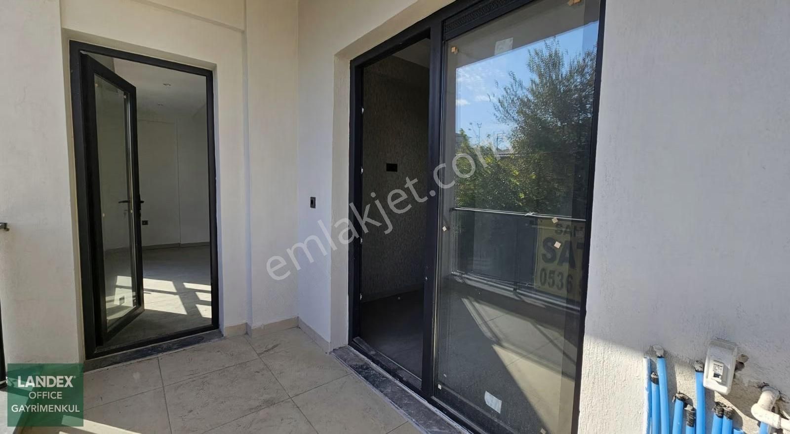 Şemiklerde Sıfır 2+1 Giyinme Odalı Ebeveyn Banyolu Manzaralı - Görsel 13