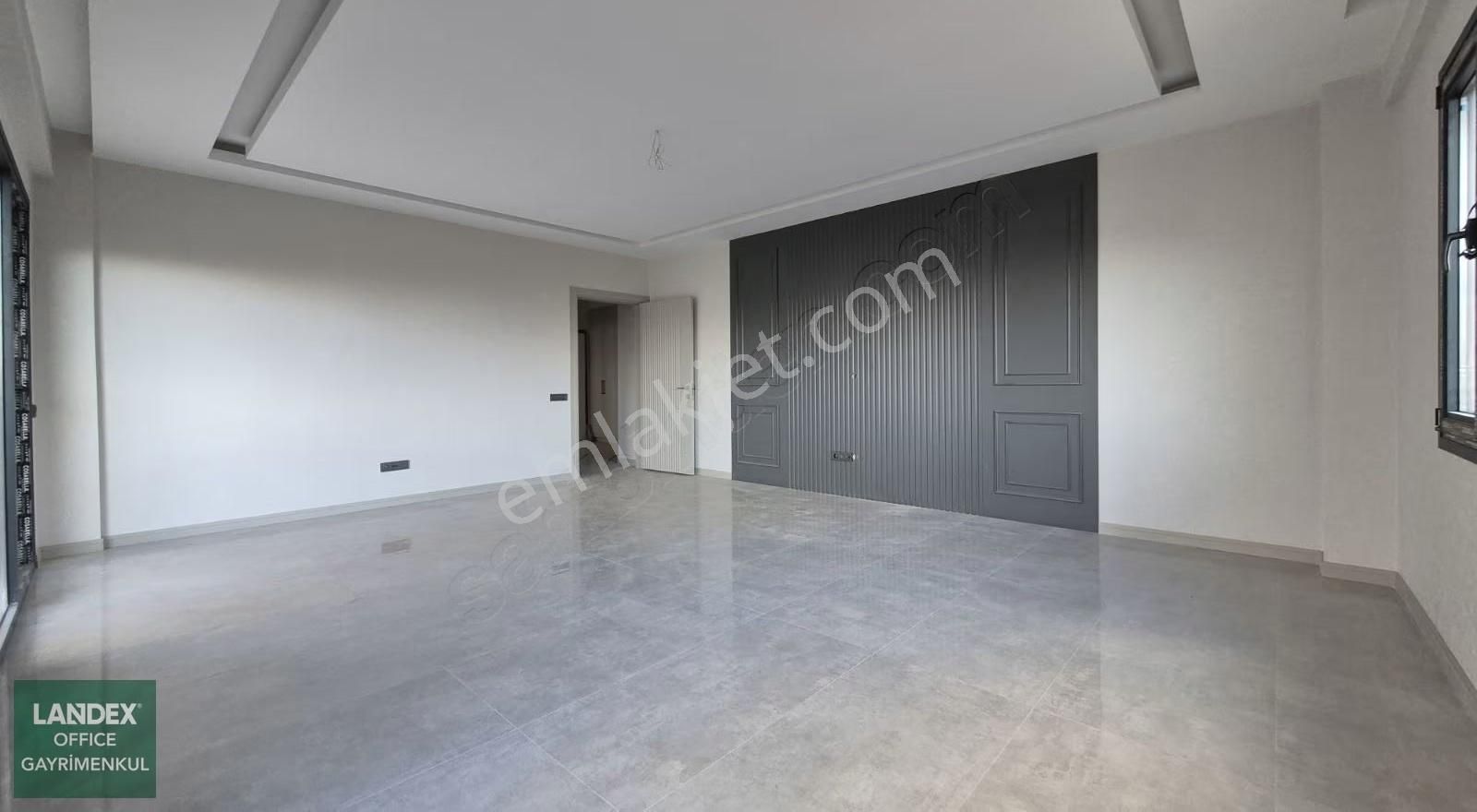 Göveçlikte Havuzlu Sitede 3,5+1 215 M2 Sıfır Satılık Daireler - Görsel 4