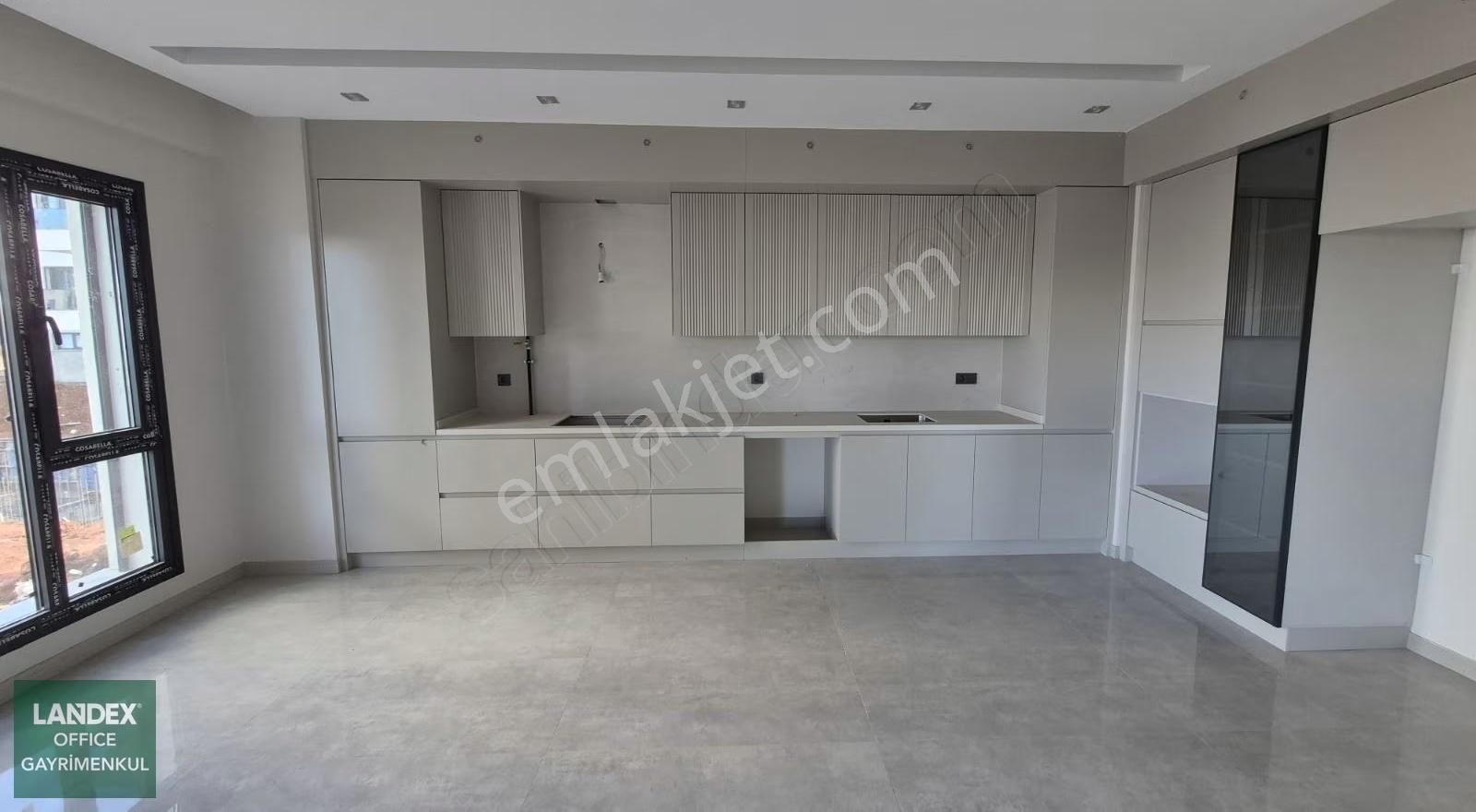 Göveçlikte Havuzlu Sitede 3,5+1 215 M2 Sıfır Satılık Daireler - Görsel 16