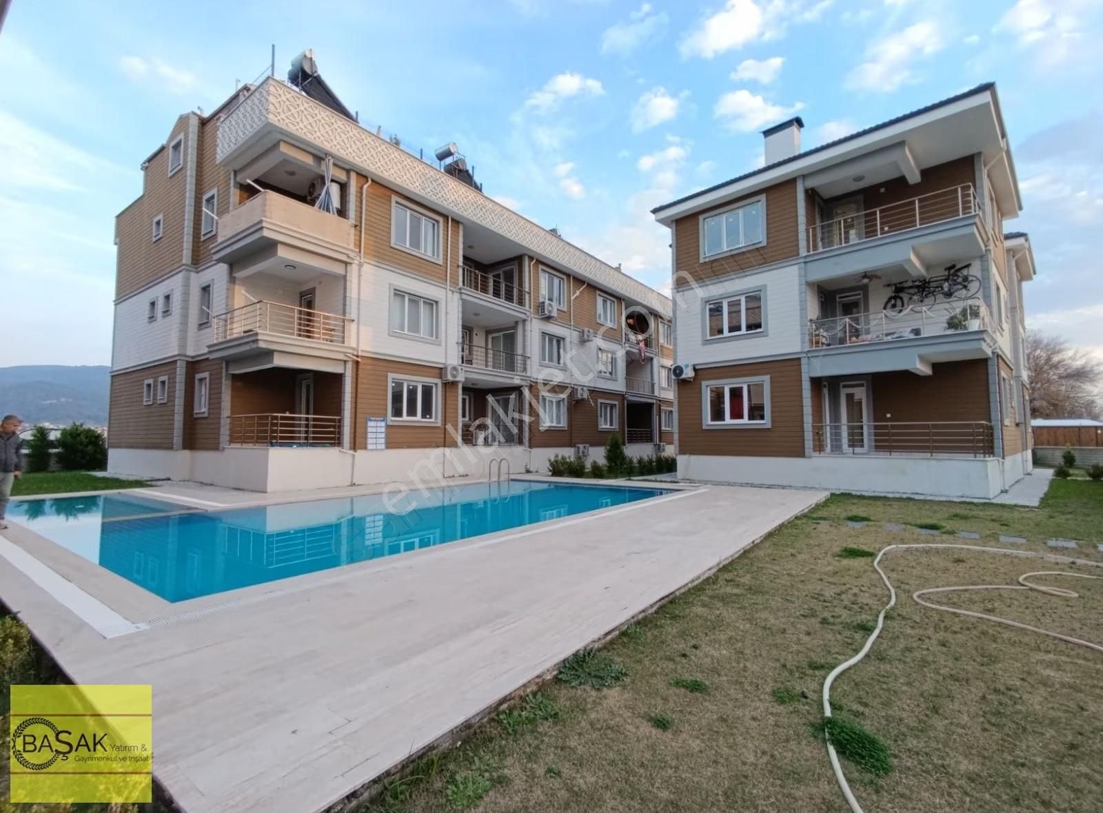 Başak'tan İskanlı Havuz Ayrı Mutfak Tadında 4+1 Ama 3+1 E Dönüşm - Görsel 11