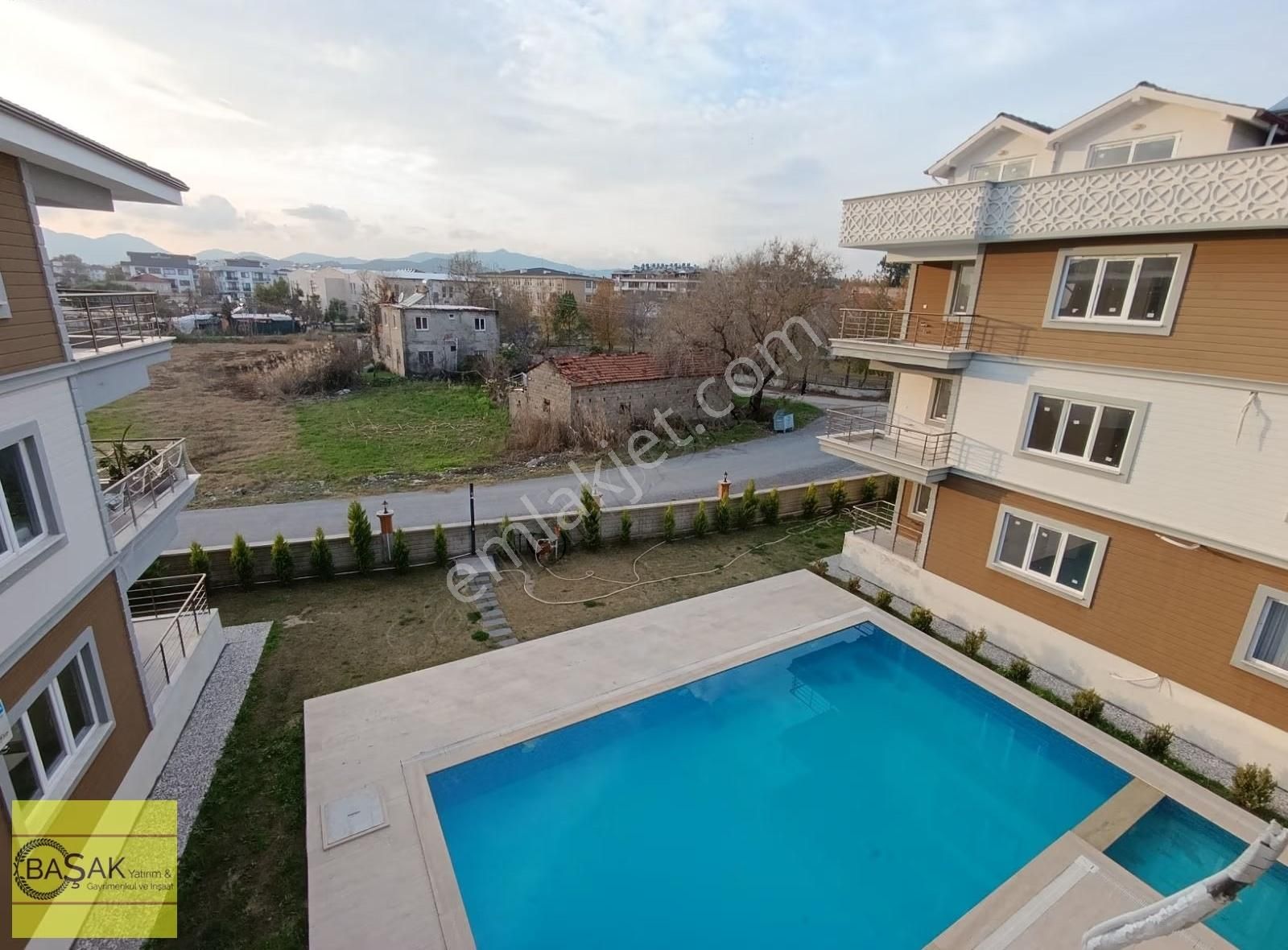 Başak'tan İskanlı Havuz Ayrı Mutfak Tadında 4+1 Ama 3+1 E Dönüşm - Görsel 13