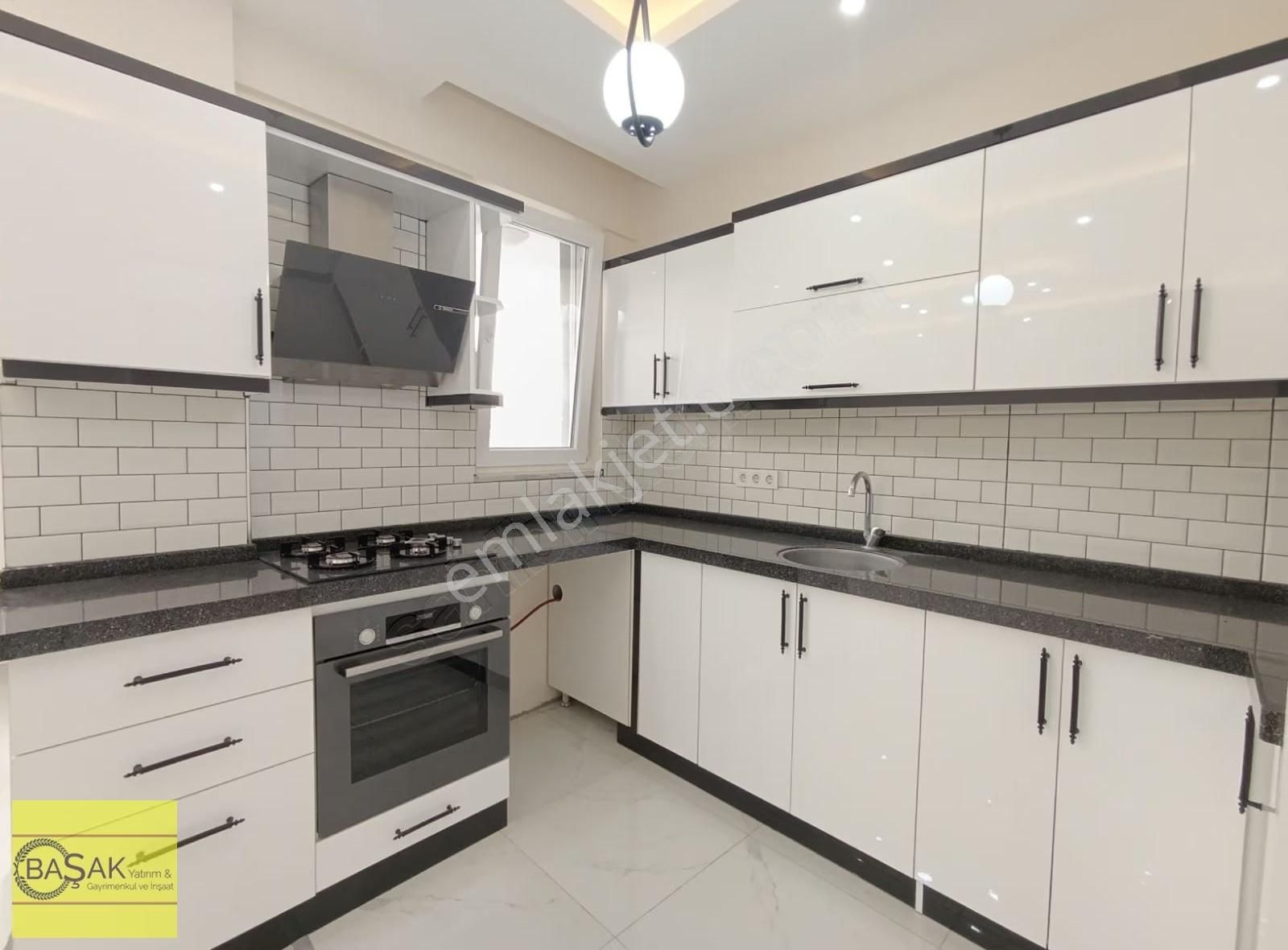 Başak'tan İskanlı Havuz Ayrı Mutfak Tadında 4+1 Ama 3+1 E Dönüşm - Görsel 25