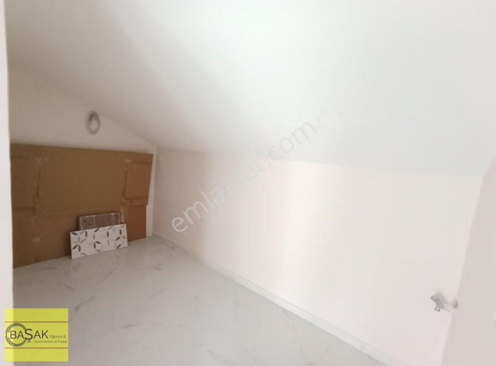 Başak'tan İskanlı Havuz Ayrı Mutfak Tadında 4+1 Ama 3+1 E Dönüşm - Görsel 23