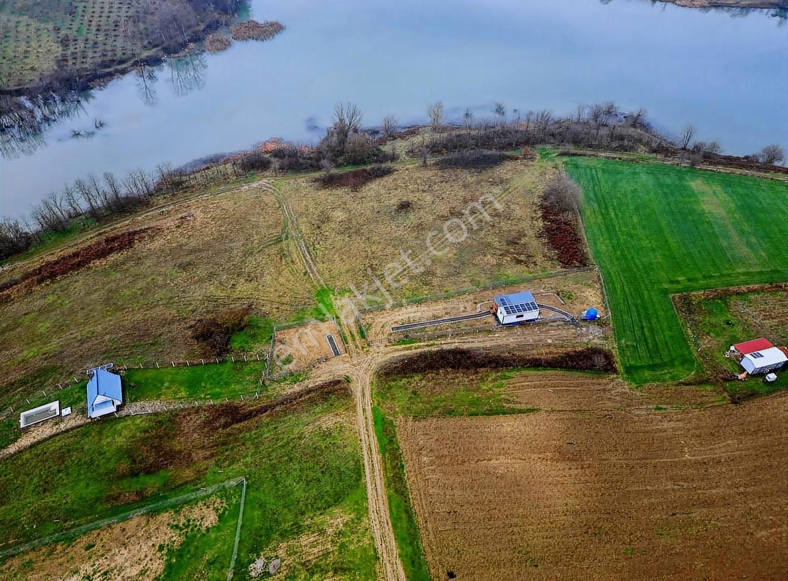Göl Manzaralı | Ruhsatlı Konteyner Ev | Güneş Enerjili Arsa - Görsel 7