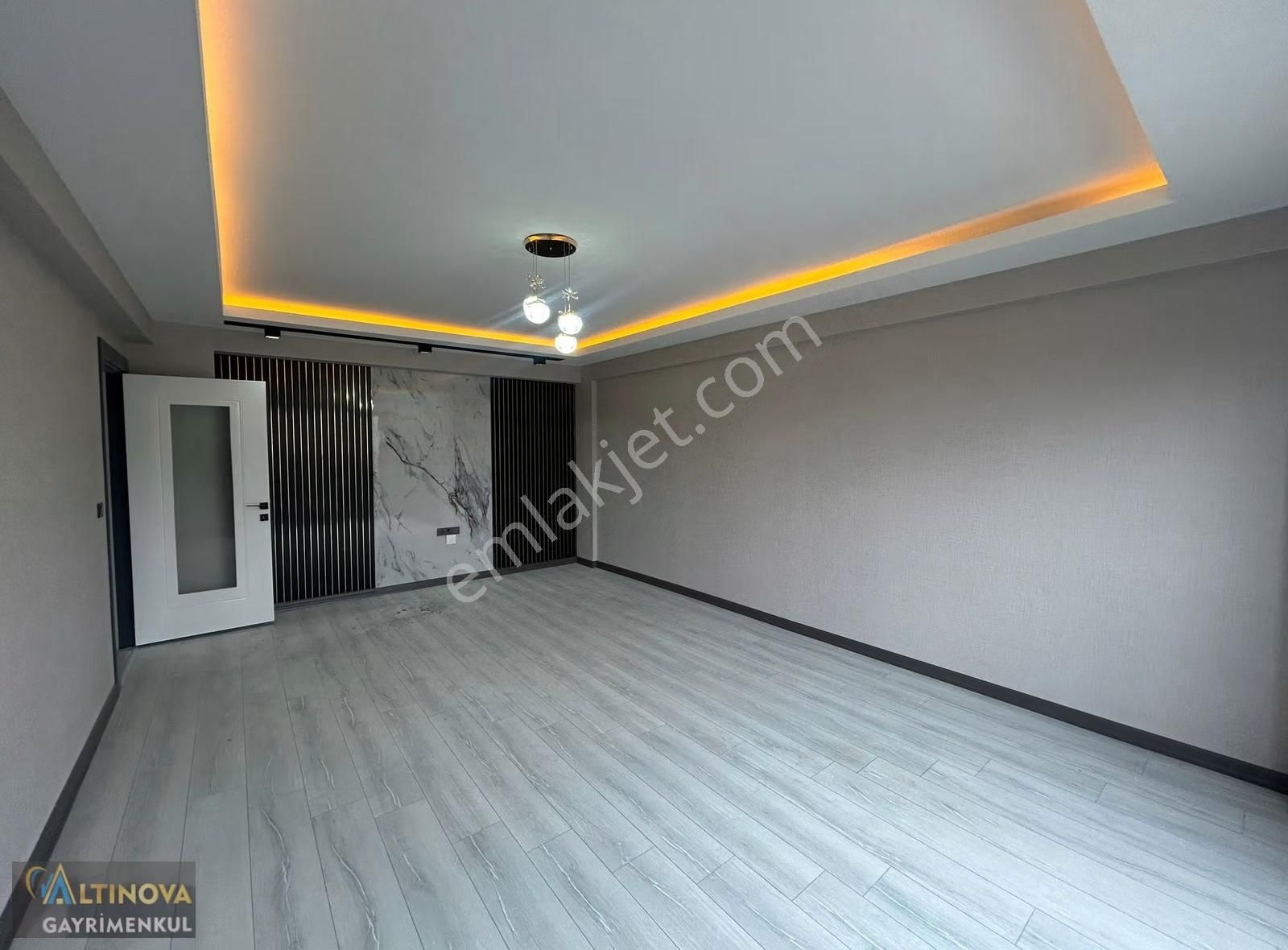 Keçiörende Delüx Yapılı Teras Balkonlu Manzaralı Satılık 3+1 - Görsel 17