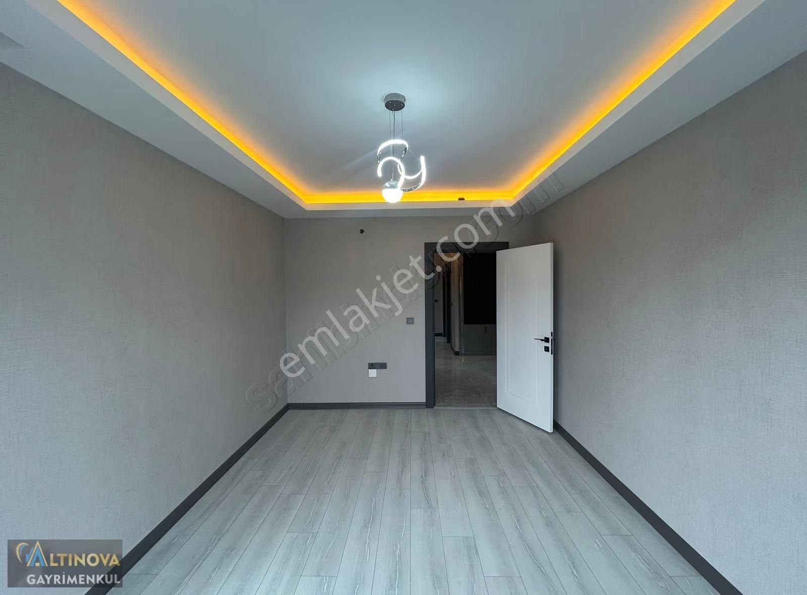 Keçiörende Delüx Yapılı Teras Balkonlu Manzaralı Satılık 3+1 - Görsel 23