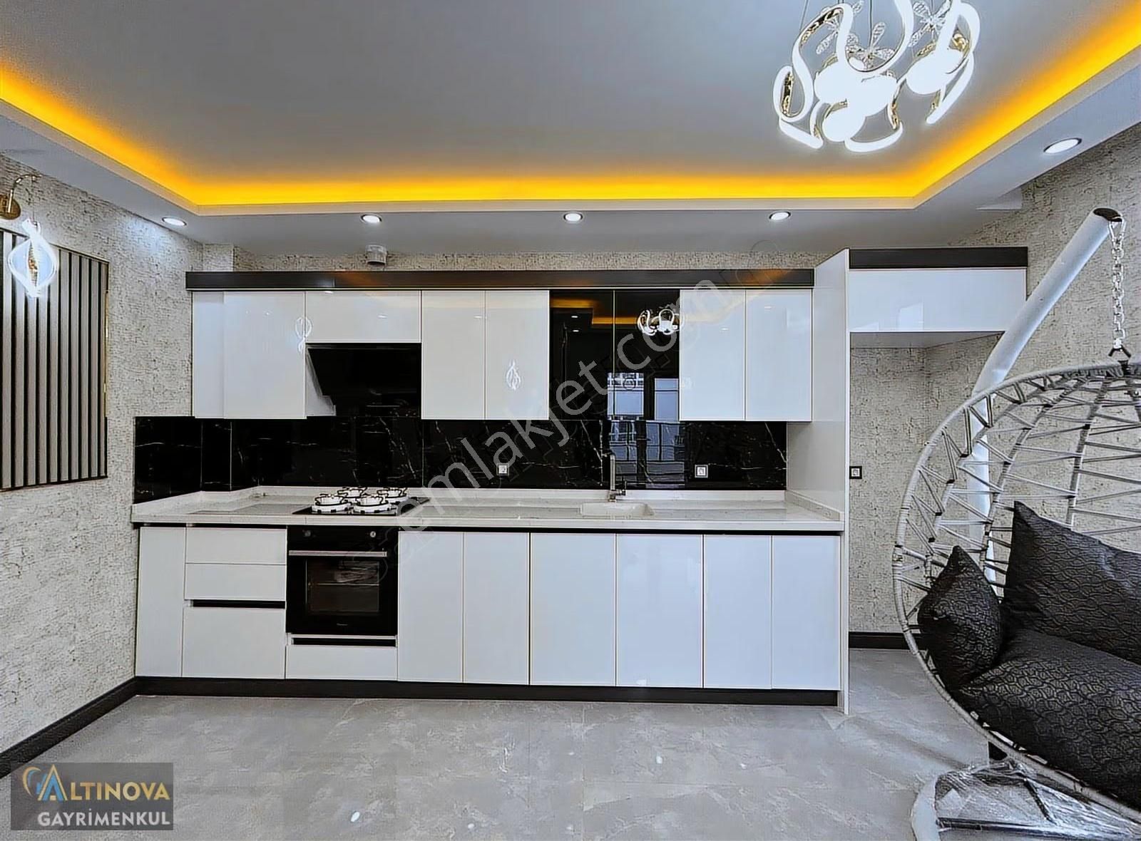 Keçiörende Ultra Lüx Yapılı Geniş Satılık 3+1 Daire - Görsel 12