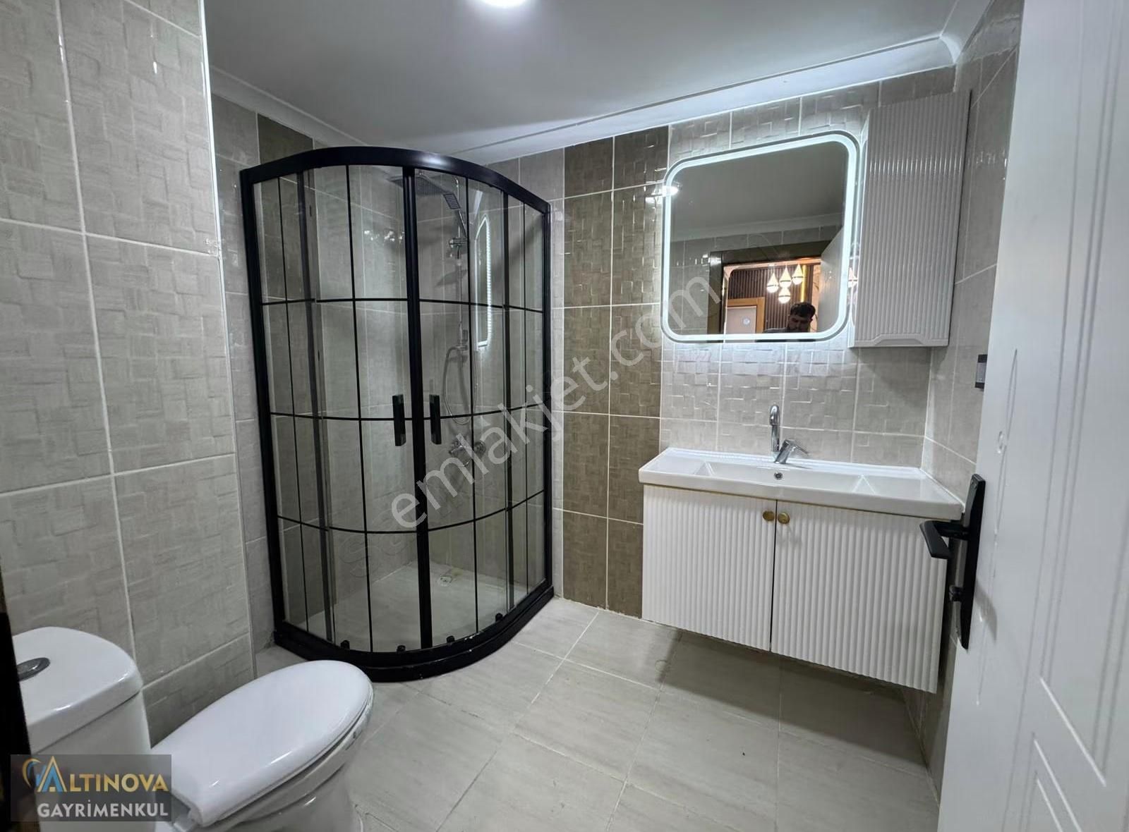 Keçiörende Geniş Daire Sevenlere Özel Full Yapılı Satılık 3+1 - Görsel 15