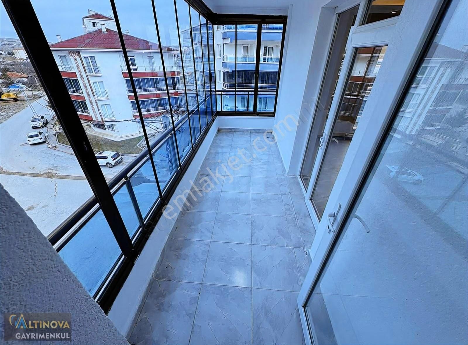 Keçiörende Geniş Daire Sevenlere Özel Full Yapılı Satılık 3+1 - Görsel 13