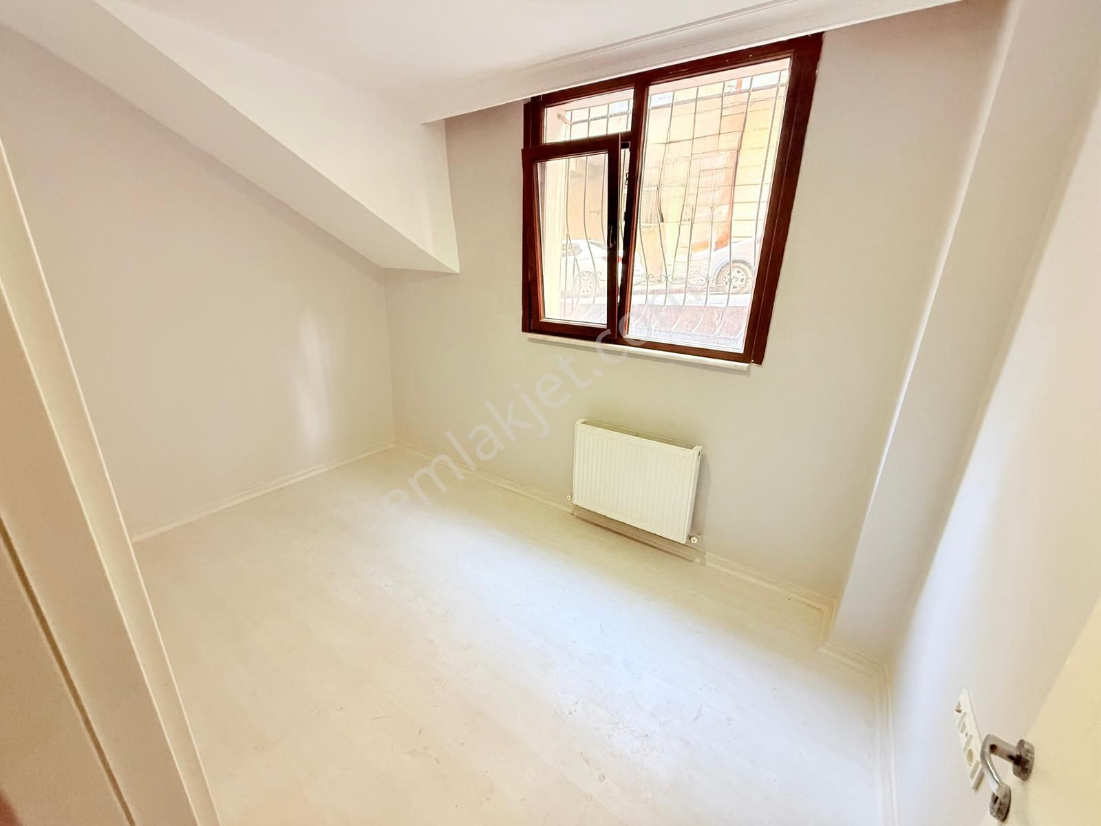 Pusula İnşaat'tan Cebeci Mah. 2+1 90m2 Satılık Bahçe Katı - Görsel 24