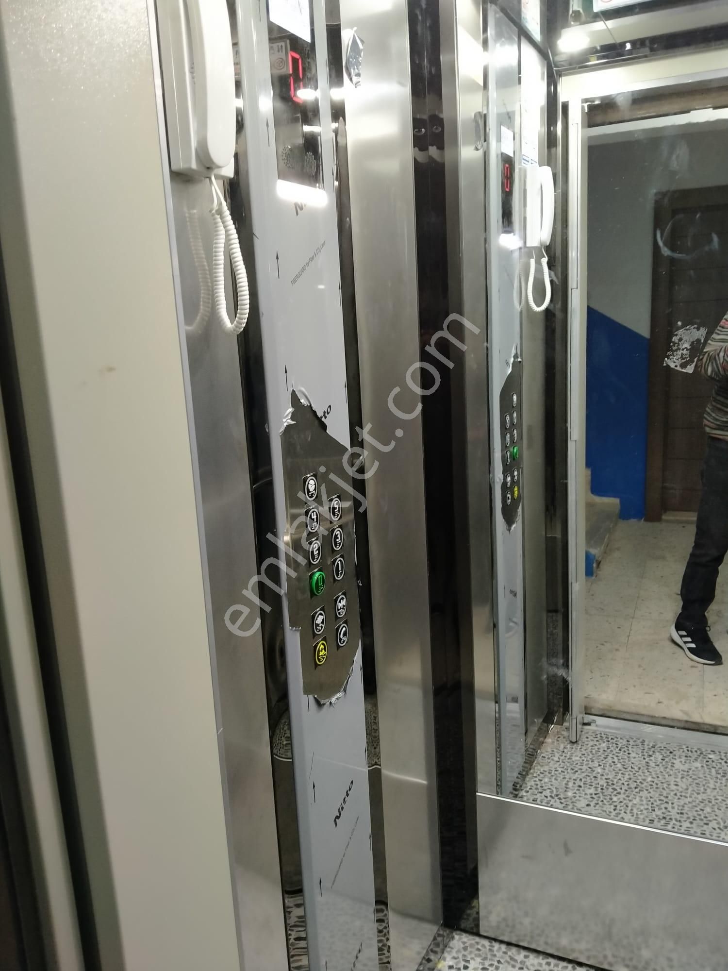 Kumluca'nın Merkezinde 2+1 Kiralık Daire - Görsel 2