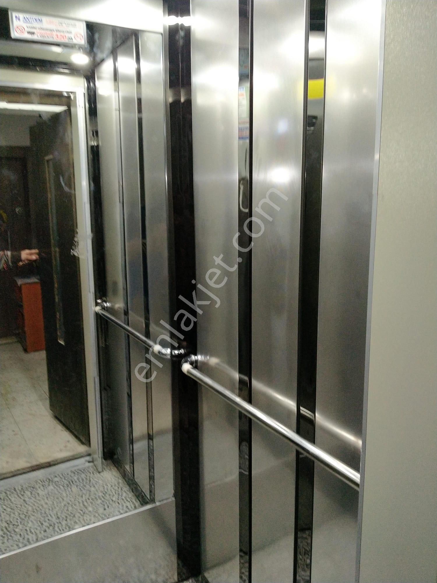 Kumluca'nın Merkezinde 2+1 Kiralık Daire - Görsel 3