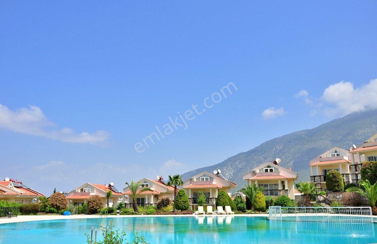 Ölüdeniz'de Ödüllü Sitede 3+1 Dubleks Daire