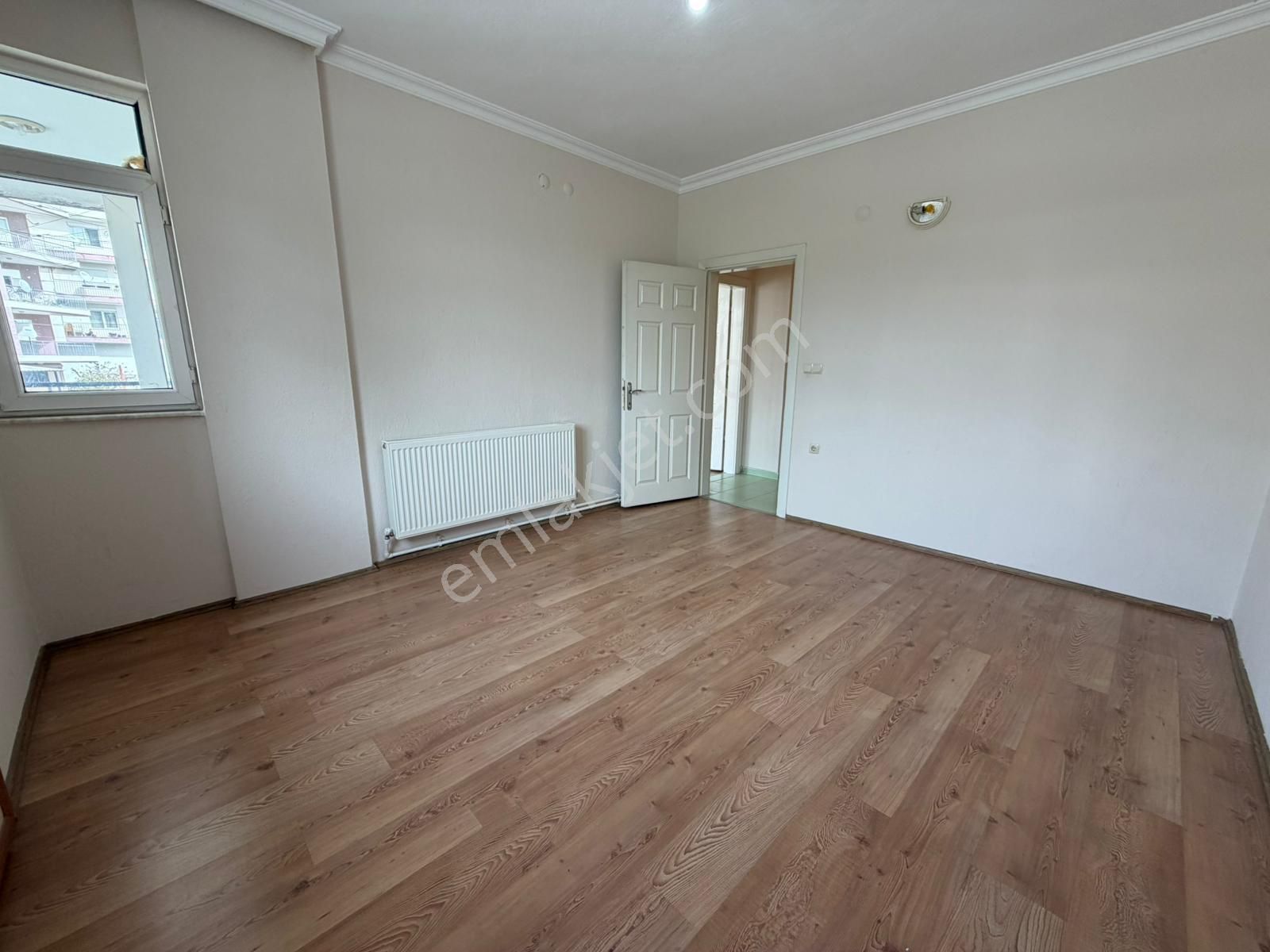 Merkez Mahallesinde Hastane Karşısında 2+1 Doğalgazlı Daire - Görsel 4