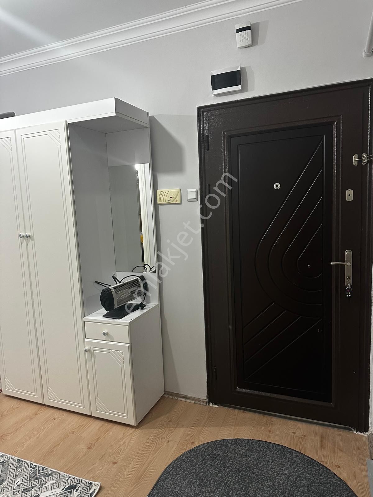 Ciftlik Mahallesinde İci Temiz Satılık Daire - Görsel 20