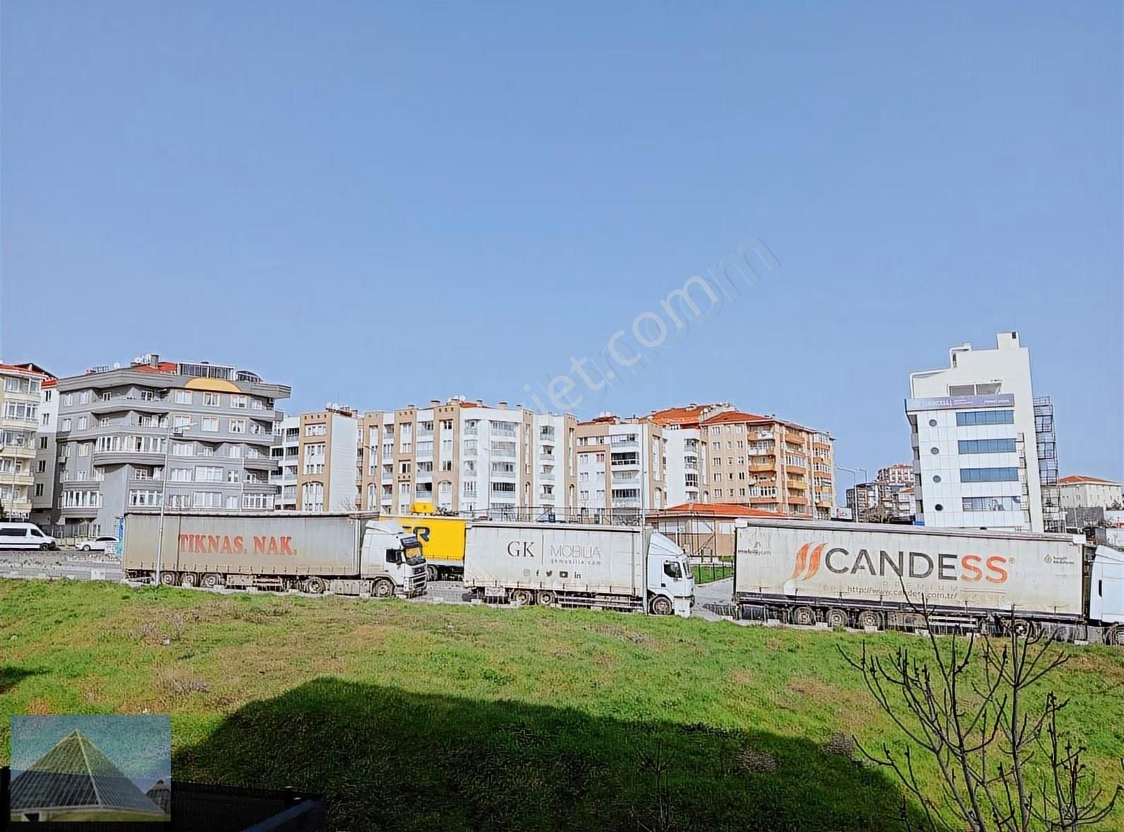 Muhittin Mahallesinde Kiralık Ara Kat 2+1 80m2 Daire - Görsel 13