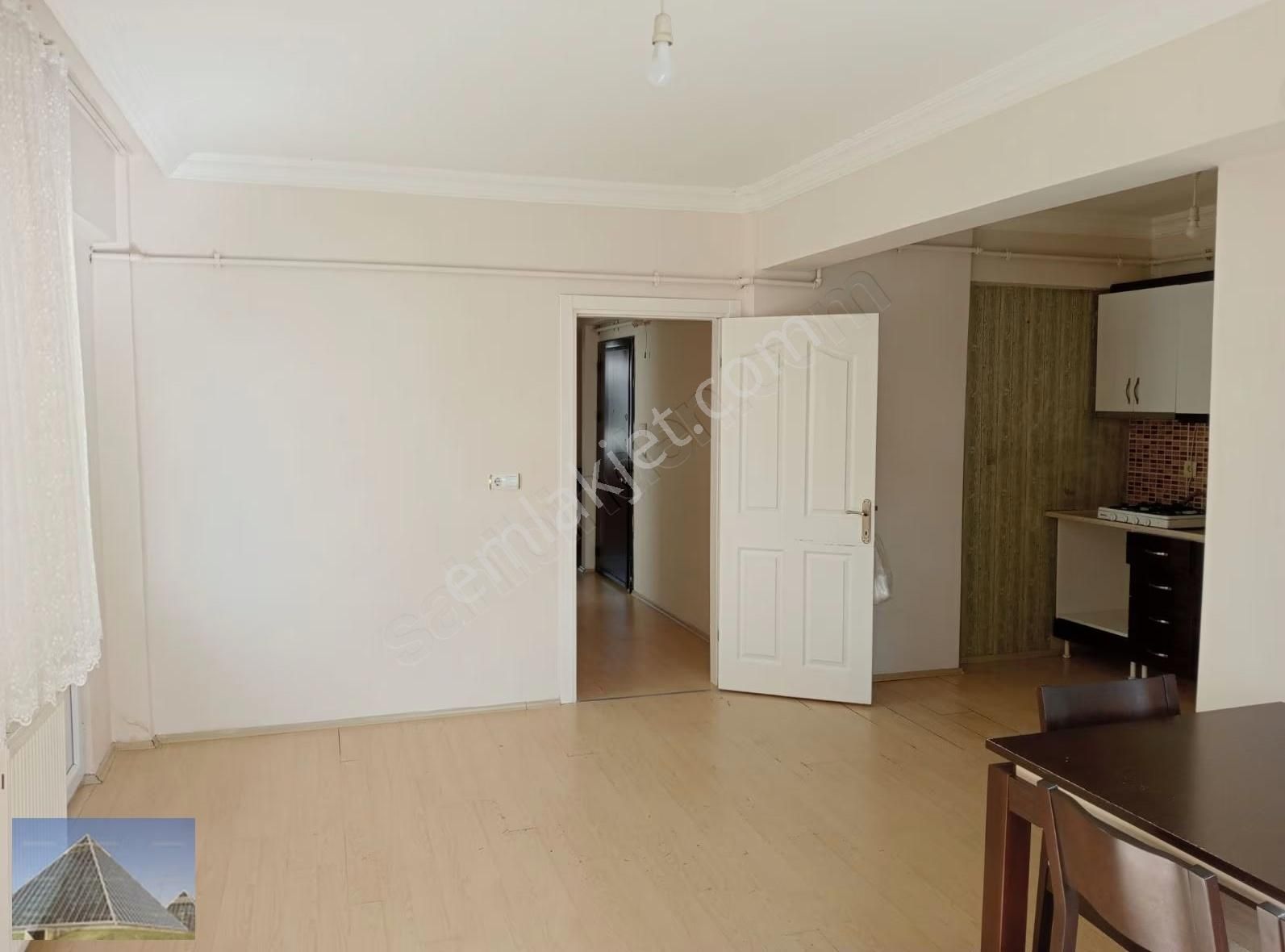 Muhittin Mahallesinde Kiralık Ara Kat 2+1 80m2 Daire - Görsel 8