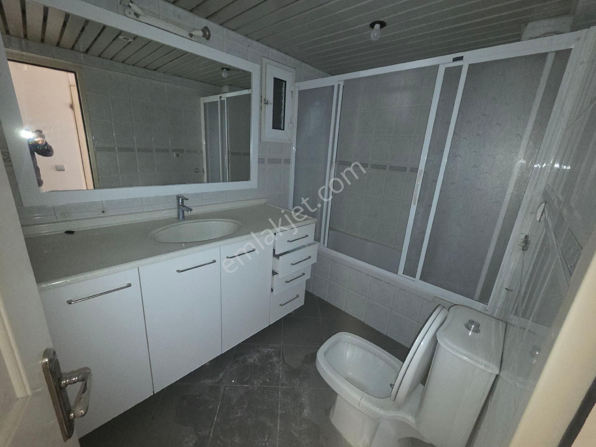 Bayraklı Yeşil Sitem Sitesinde Harika Bir Daire Sizleri Bekliyor - Görsel 9