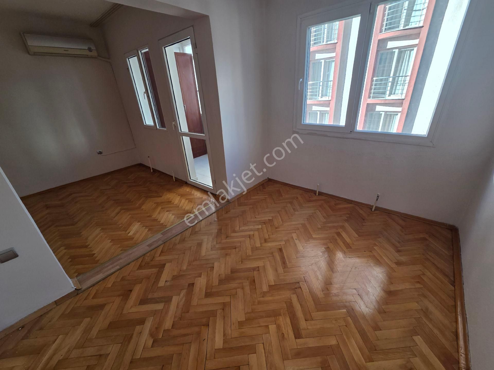 Bayraklı Yeşil Sitem Sitesinde Harika Bir Daire Sizleri Bekliyor - Görsel 15