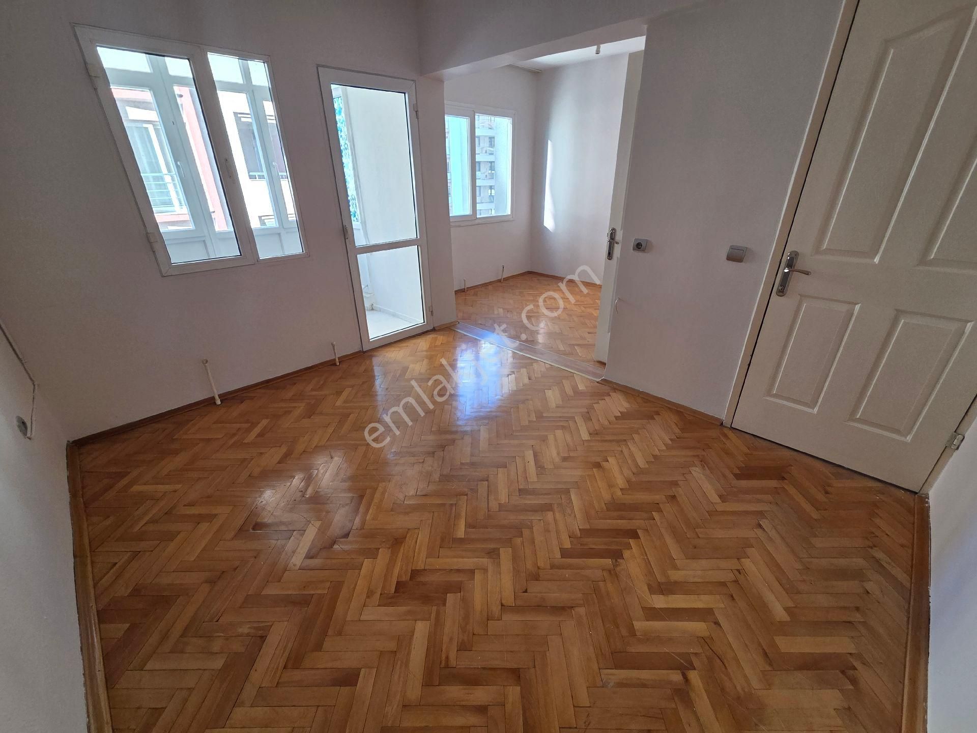 Bayraklı Yeşil Sitem Sitesinde Harika Bir Daire Sizleri Bekliyor - Görsel 13