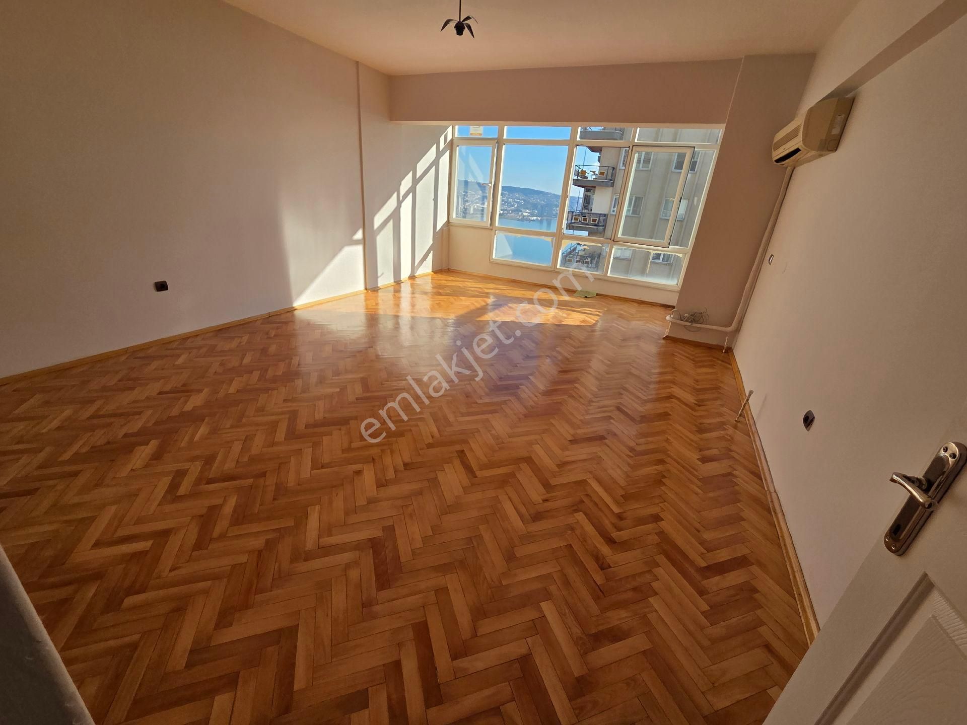 Bayraklı Yeşil Sitem Sitesinde Harika Bir Daire Sizleri Bekliyor - Görsel 4