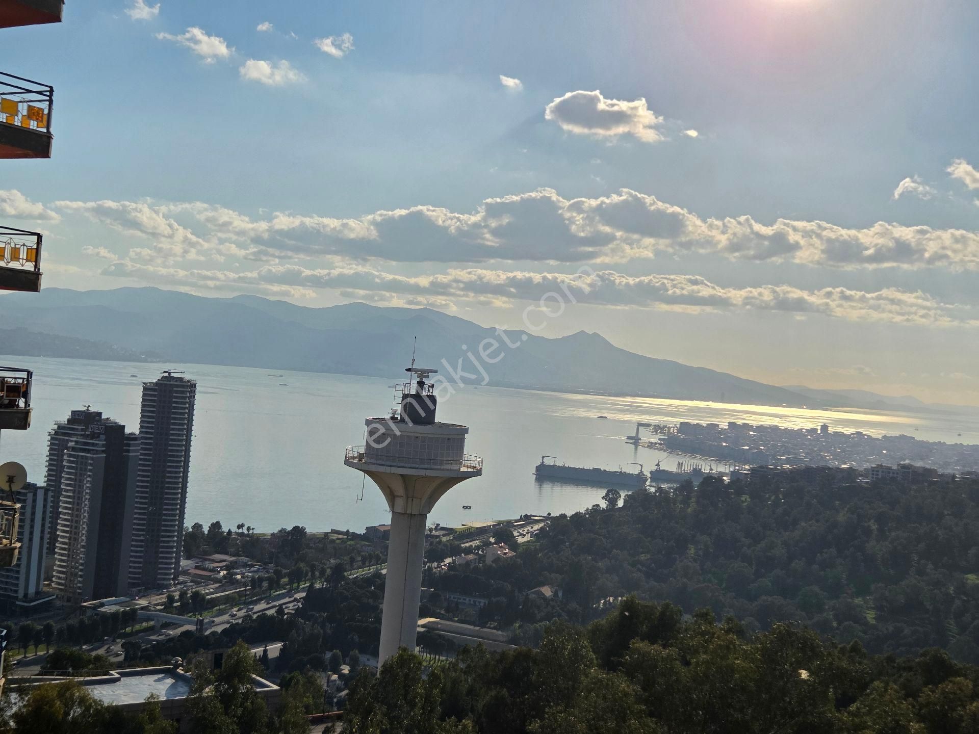 Bayraklı Yeşil Sitem Sitesinde Harika Bir Daire Sizleri Bekliyor - Görsel 2