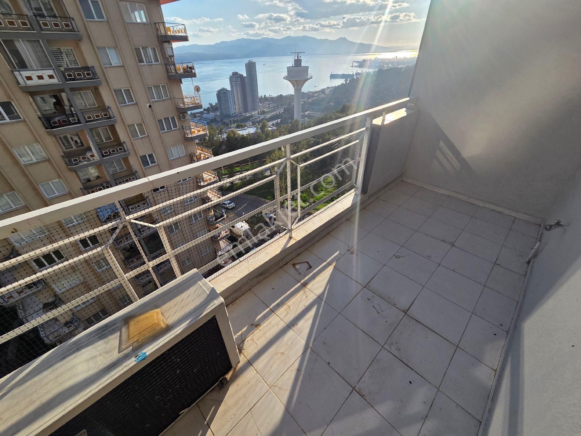 Bayraklı Yeşil Sitem Sitesinde Harika Bir Daire Sizleri Bekliyor - Görsel 26