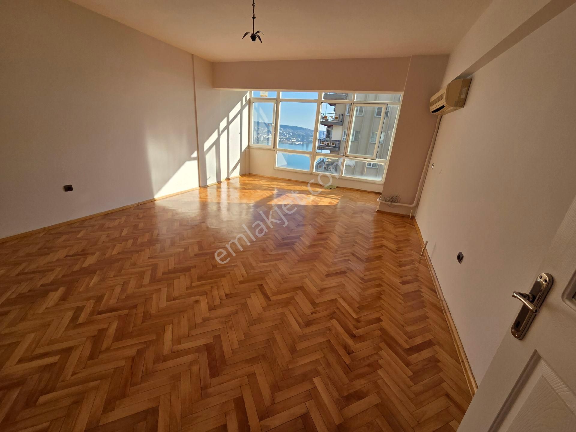 Bayraklı Yeşil Sitem Sitesinde Harika Bir Daire Sizleri Bekliyor - Görsel 29