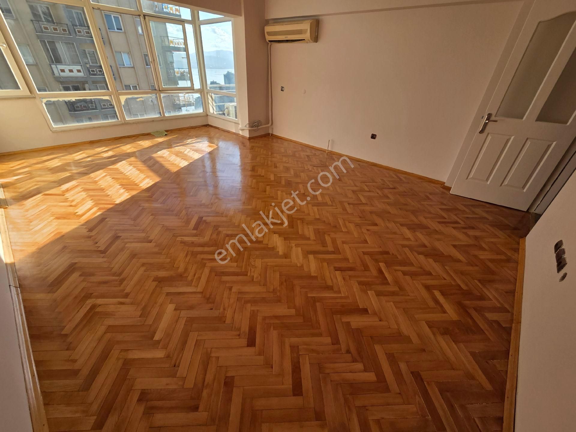 Bayraklı Yeşil Sitem Sitesinde Harika Bir Daire Sizleri Bekliyor - Görsel 5