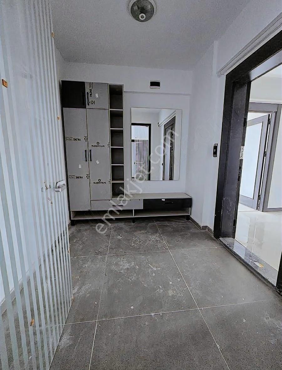 Şen Emlak'tan Şehitlik'te Satılık 4+1 Daire...