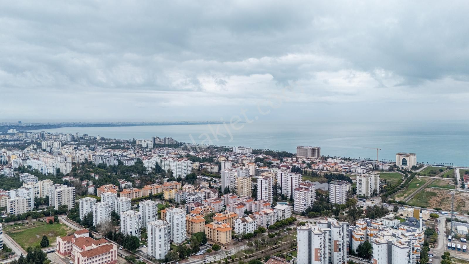 Konyaaltı Gürsu Mah. Kiralık 2+1 Daire - Görsel 4