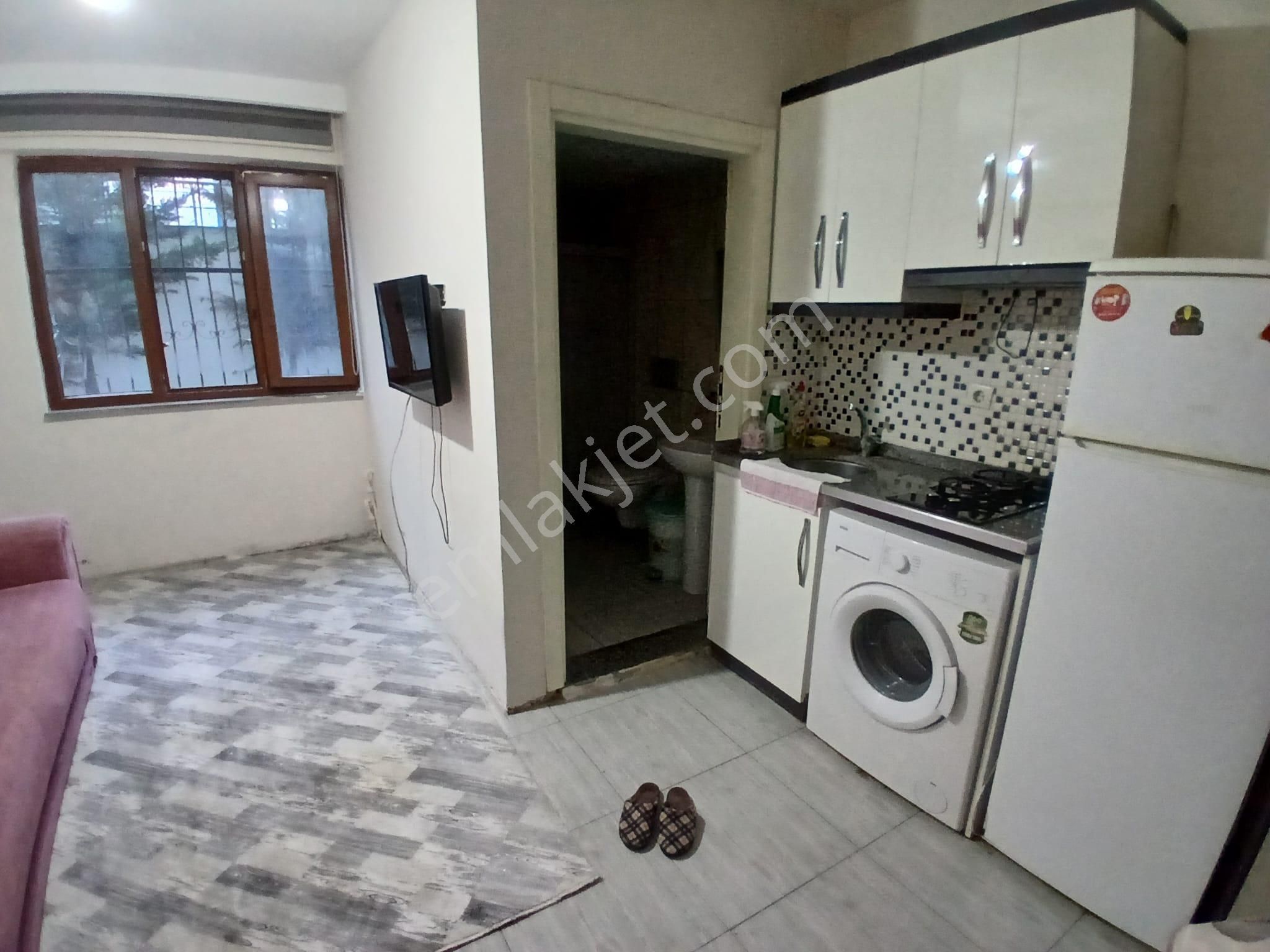 Ender Uysal Gayrimenkulden Asmalıevler De Kiralık 1+0 Geniş Bahçekatı Apart..
